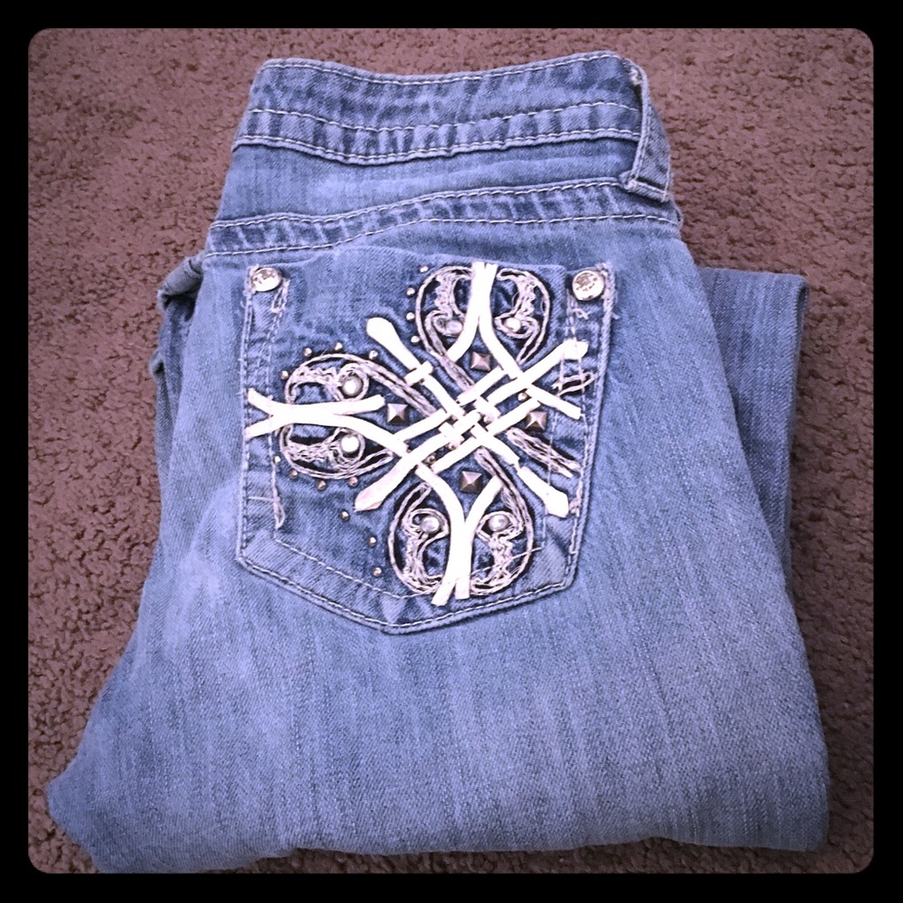 Ana Jeans